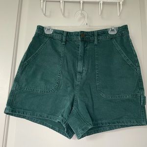 Target Size 6 hunter green trendy cargo shorts